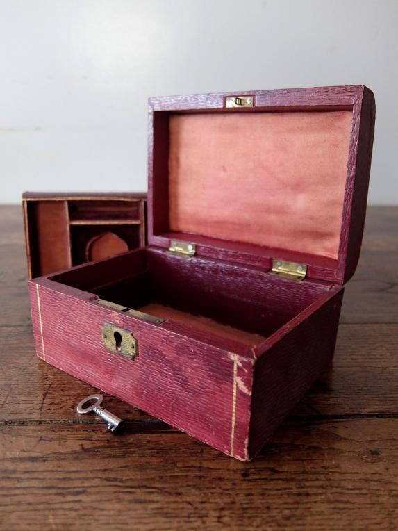 Antique Jewelry Case (A0124)