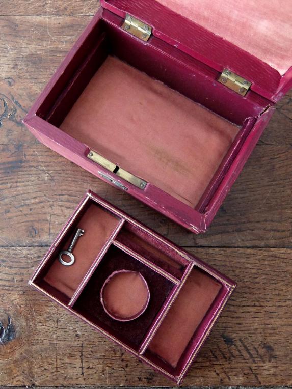 Antique Jewelry Case (A0124)