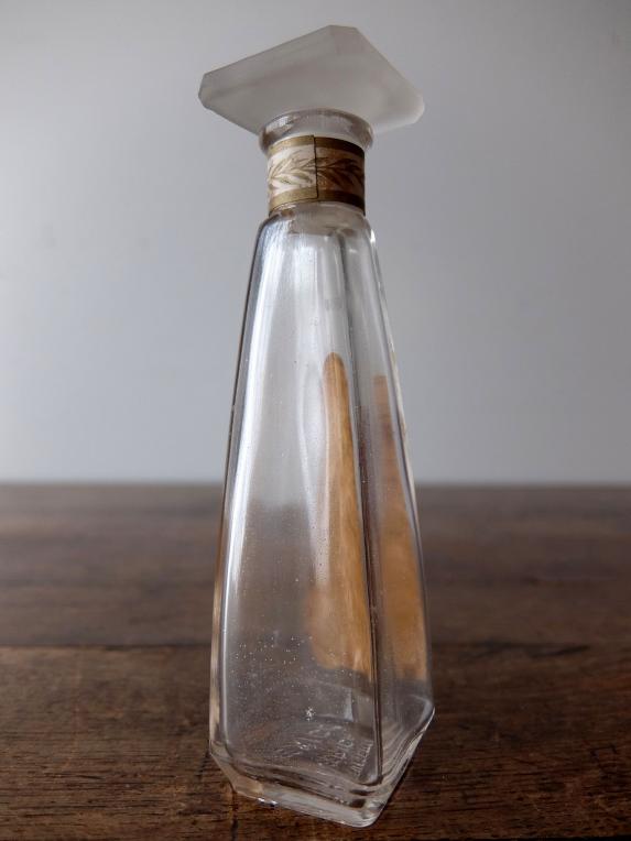 Perfume Bottle (J0117)