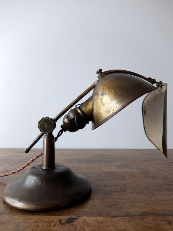 LYHNE Desk Lamp (A0117)