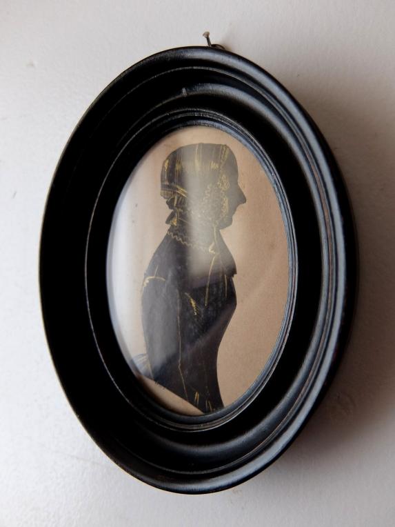 Frame with Silhouette Portrait　(B0120)