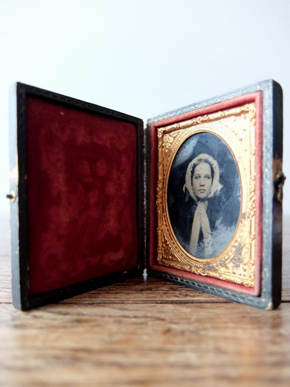 Ambrotype Picture with Case (B0118)