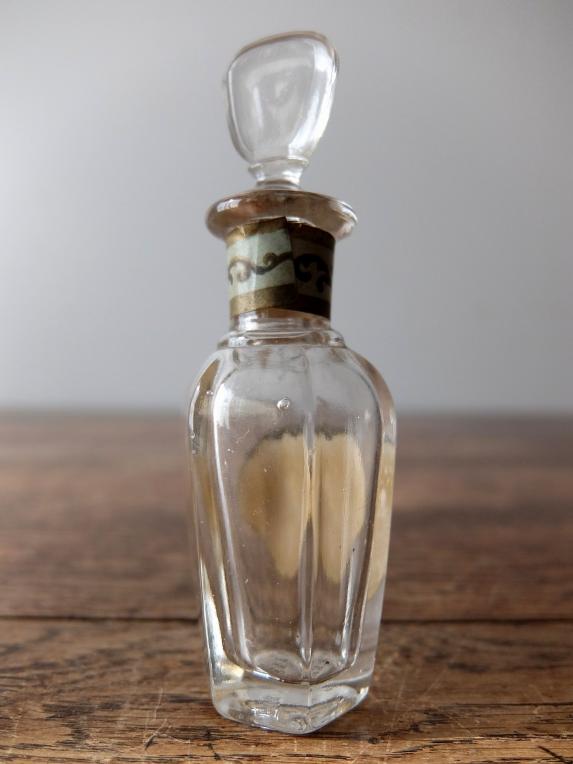Perfume Bottle (F0217)