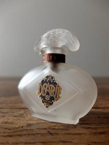 Perfume Bottle (A0217)
