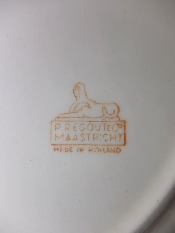 Petrus Regout 【Maastricht】 White Plate (A0216)