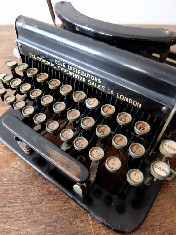Typewriter (A0222)