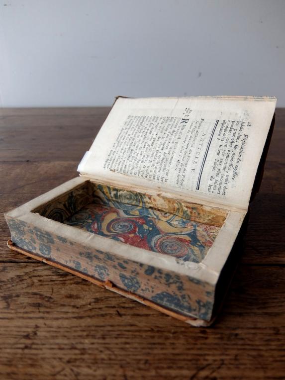Antique Book Safe Box (B0318)