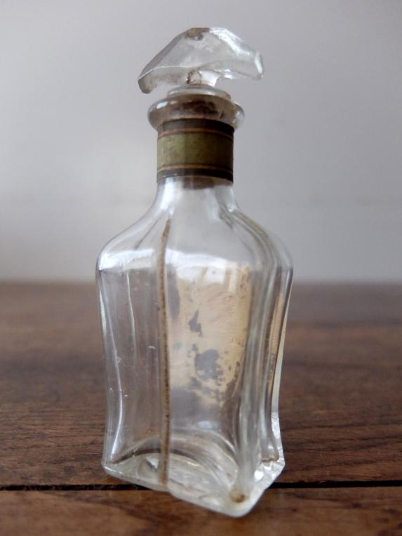 Perfume Bottle (A0320)