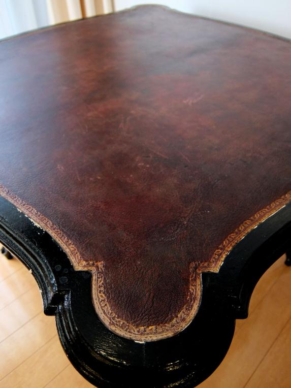French Table (B0414)