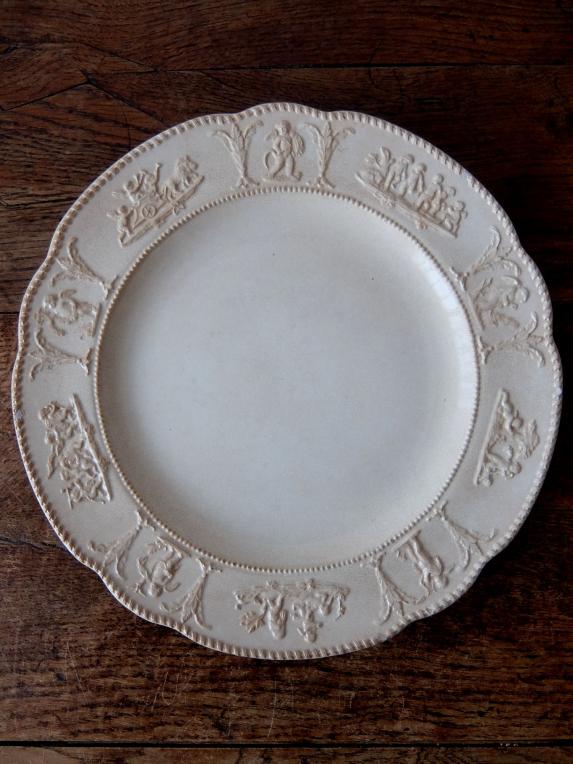 Wedgwood Relief Plate (A0319)