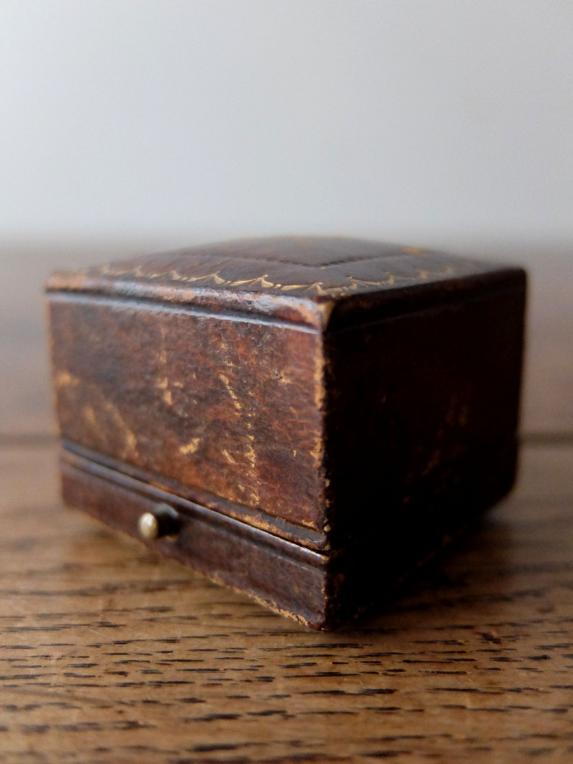 Antique Jewelry Box (J0319-04)