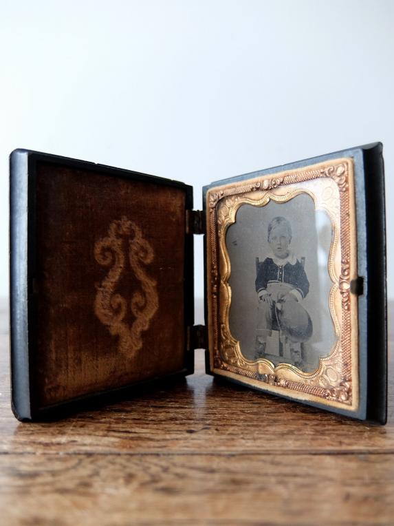 Daguerreotype Picture with Case (B0418)