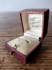 Antique Jewelry Box (C0417-04)