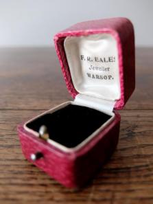 Antique Jewelry Box (B0417-02)