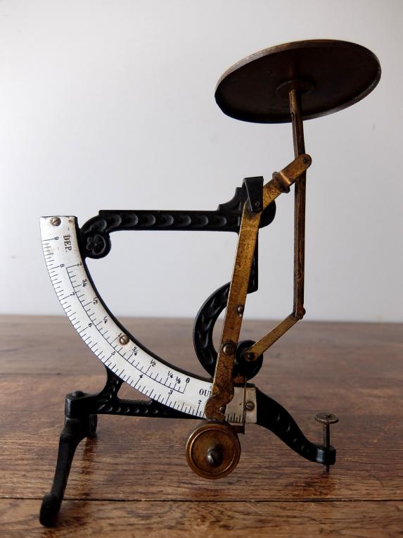 Letter Scale (A0417)
