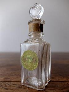 Perfume Bottle (C0518)