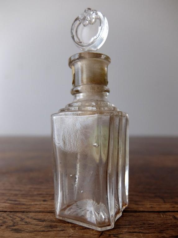 Perfume Bottle (C0518)