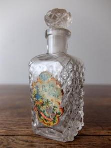 Perfume Bottle (A0518)