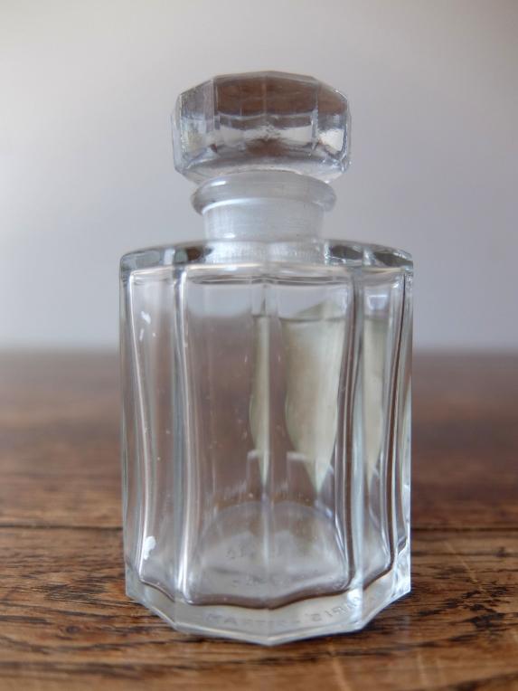 Perfume Bottle (A0617-10)