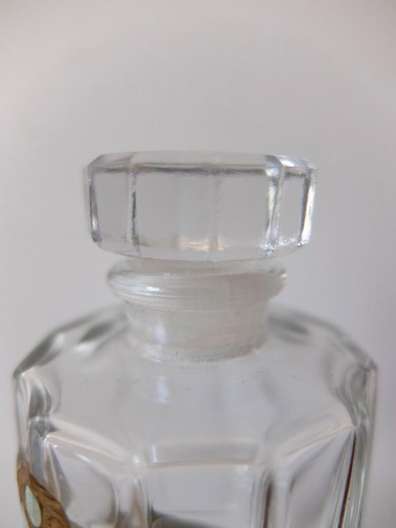 Perfume Bottle (A0617-10)