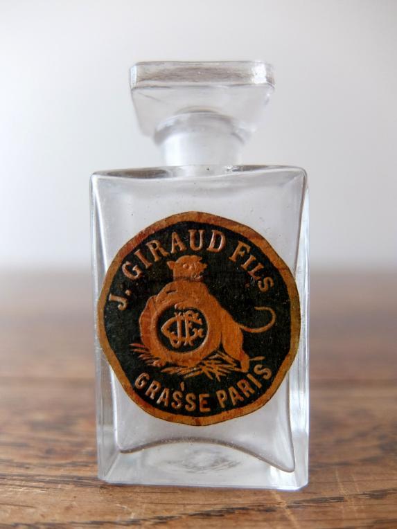 Perfume Bottle (A0617-05)
