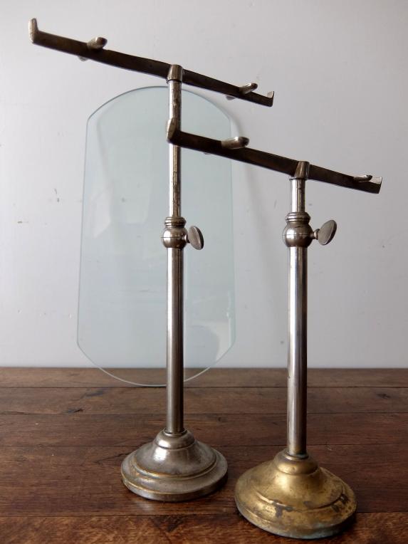 Display Stand with Glass (C0518)