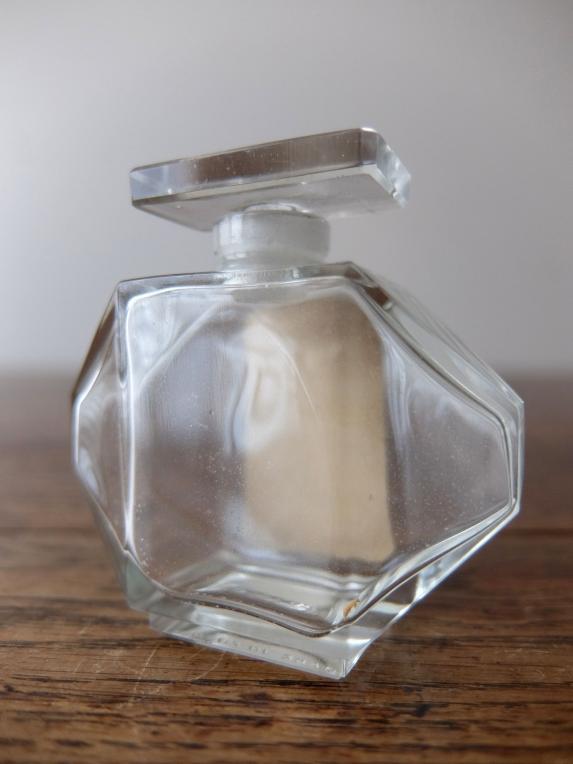 Perfume Bottle (A0617-09)