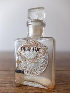 Perfume Bottle (A0617-04)
