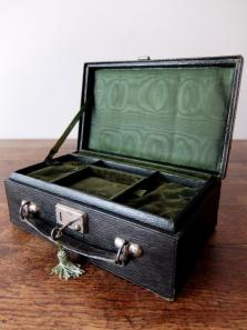 Antique Jewelry Case (A0619)