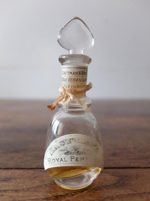 Perfume Bottle (F0720-05)