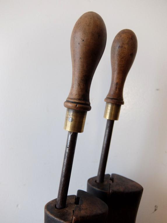 Pair of Shoe Trees (A0719)