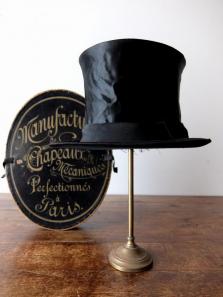 Silk Hat with Box (A0916)