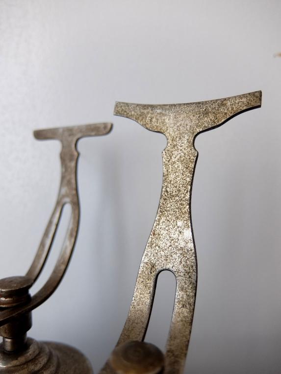 Shoe Stands (B0716)