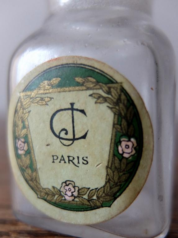 Perfume Bottle (A1017-07)