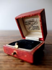Antique Jewelry Box (C1017-01)