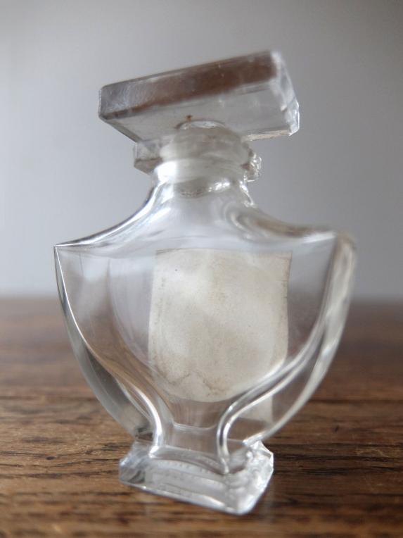 Perfume Bottle (A1017-05)