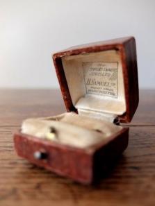 Antique Jewelry Box (K1017-02)