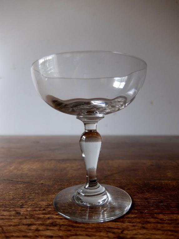 Champagne Glass (B1018)