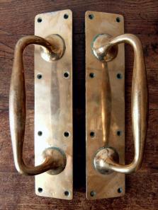 Pair of Door Handles (A1018)