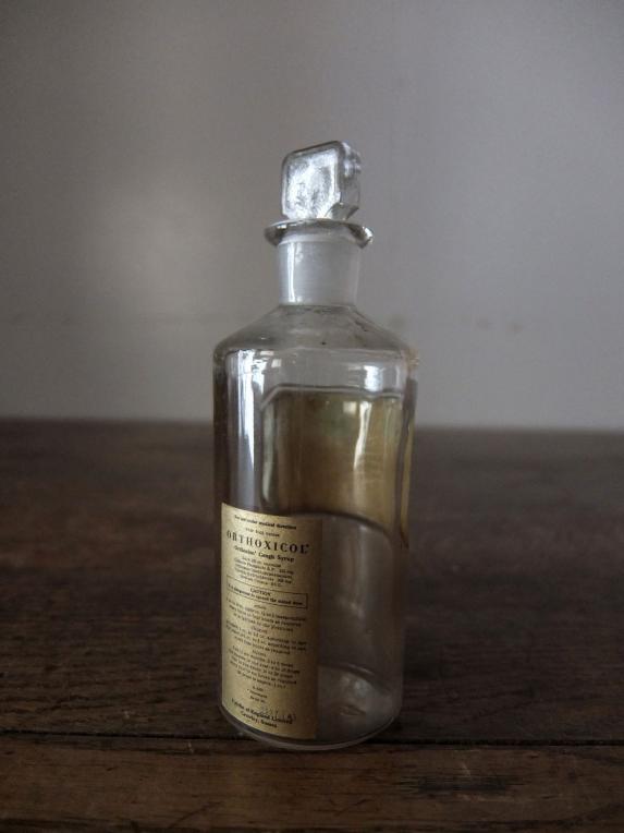 Medicine Bottle (F1114)