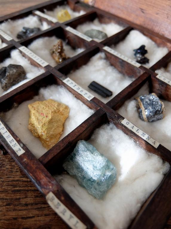 Mineral Specimens (A1116)