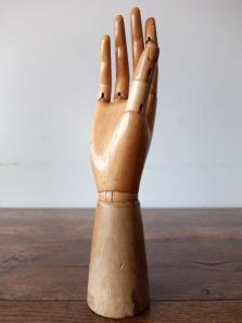 Mannequin's Hand (A1120-02)