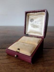 Antique Jewelry Box (B1223-06)