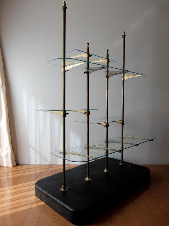 Display Stand with Glass (B0518)