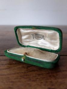 Antique Jewelry Box (B1223-07)