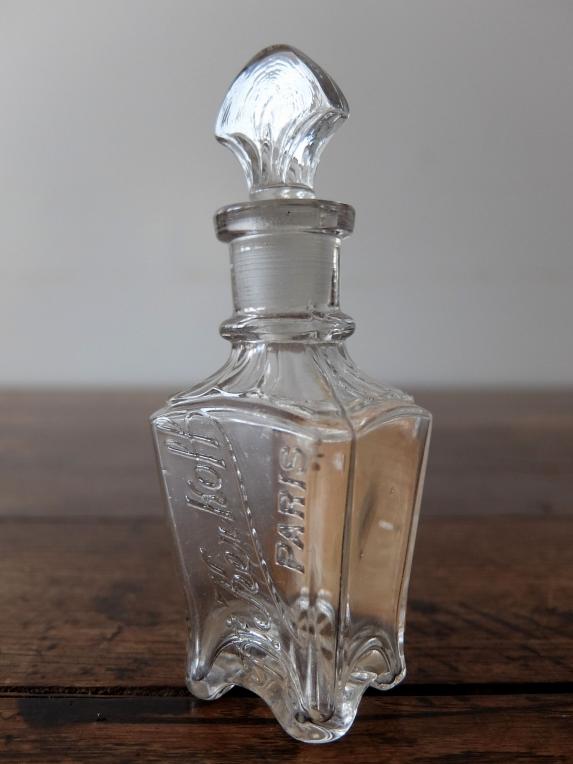 Perfume Bottle (B1220)