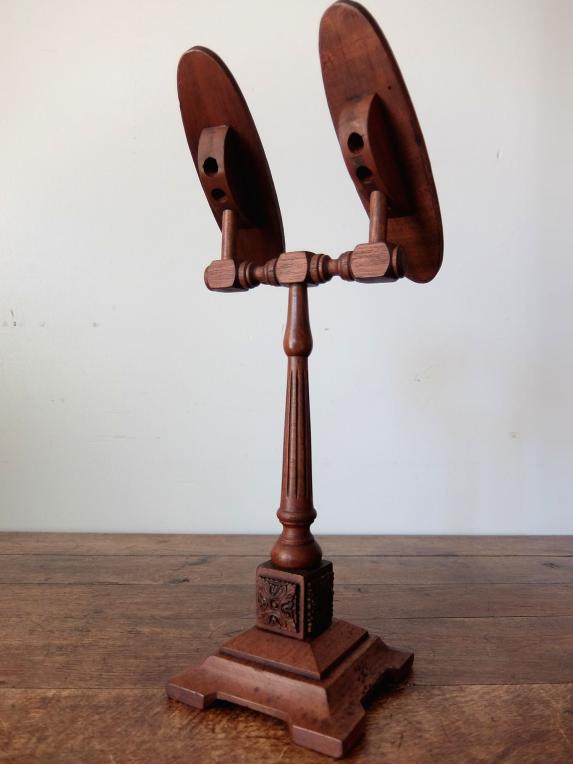 Shoe Stand (A1216)