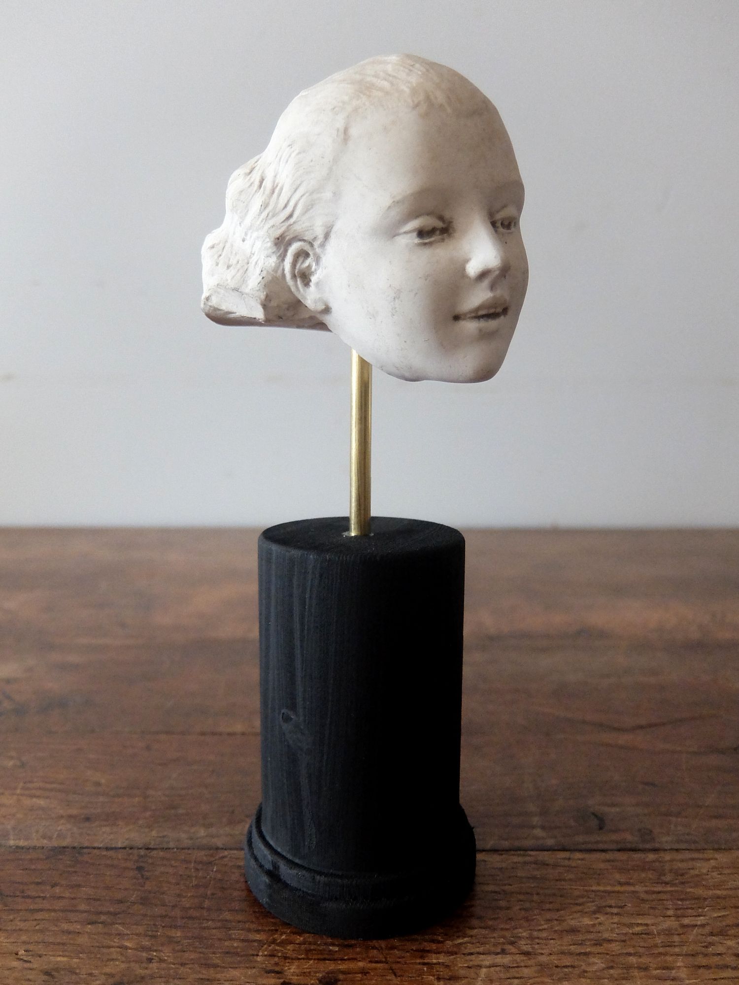 Plaster Figure 【Femme】 (A1025-14)