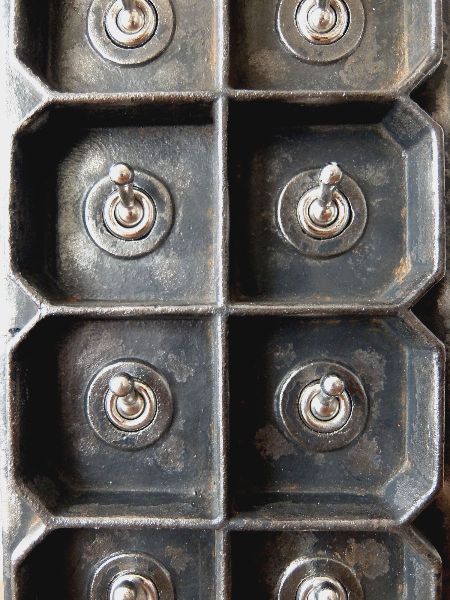 Switch 【8 Gang】 (A0318)