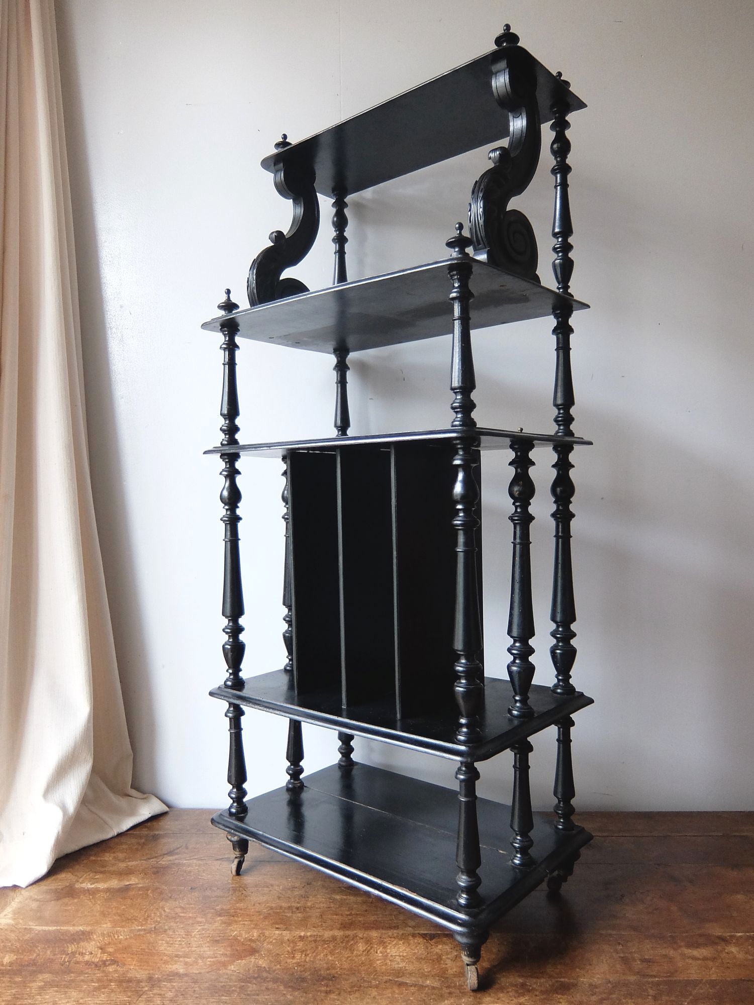 Music Shelf Napoleon Ⅲ (C0916)